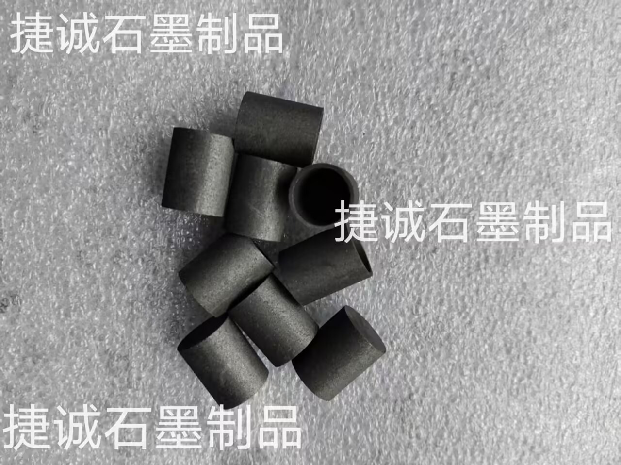 石墨坩堝,分析儀器石墨坩堝，石墨匣缽坩堝，石墨坩堝加工，高純石墨坩堝，等靜壓石墨坩堝，高純石墨坩堝加工廠(chǎng)，石墨坩堝加工廠(chǎng)，石墨坩堝生產(chǎn)廠(chǎng)家