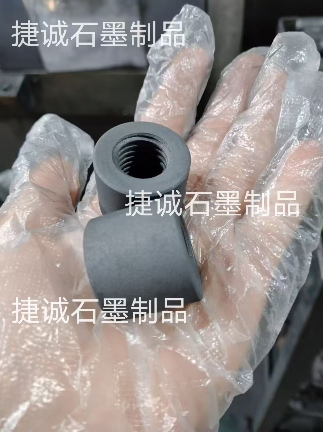 真空爐石墨螺母，真空爐石墨件，真空爐石墨配件，真空爐石墨件石墨螺母，真空爐石墨發(fā)熱元件，真空爐石墨配件石墨螺母，真空爐石墨件生產(chǎn)廠家，真空爐石墨件加工廠