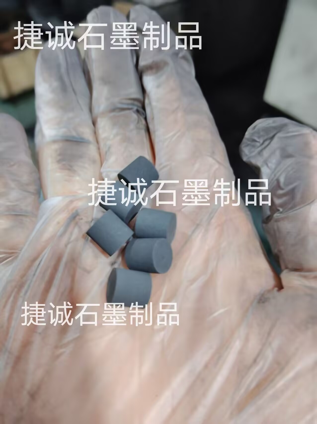 石墨柱，高純石墨柱，精密石墨住，石墨加工，石墨制品加工，石墨制品，精密石墨制品，高純石墨制品，石墨柱加工，石墨柱加工廠，石墨柱生產(chǎn)廠家，石墨制品生產(chǎn)廠家