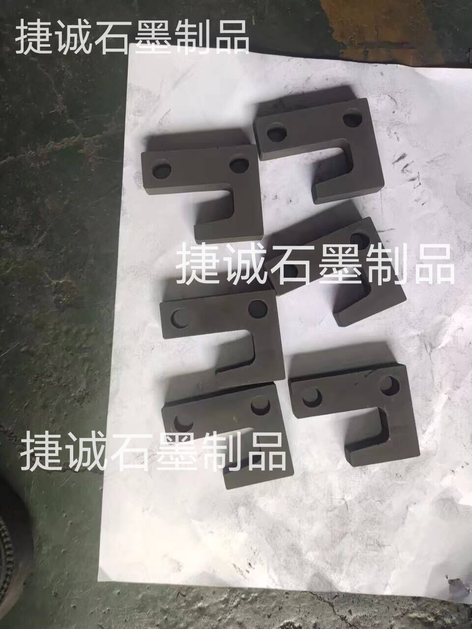 粉末冶金爐石墨件，粉末冶金爐石墨件加工，真空粉末冶金爐，粉末冶金爐石墨發(fā)熱元件，石墨發(fā)熱元件，粉末冶金爐，真空爐，真空爐石墨件，真空爐石墨配件，粉末冶金爐加工，粉末冶金爐石墨件生產(chǎn)廠家
